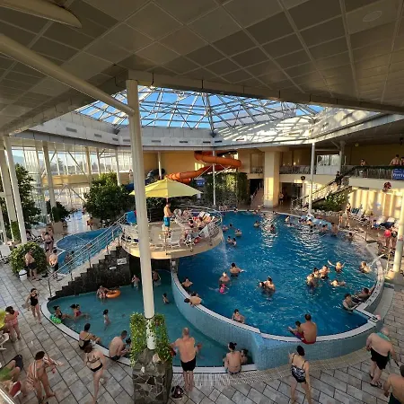 Alinalex - Paradisul Acvatic Otel 3*