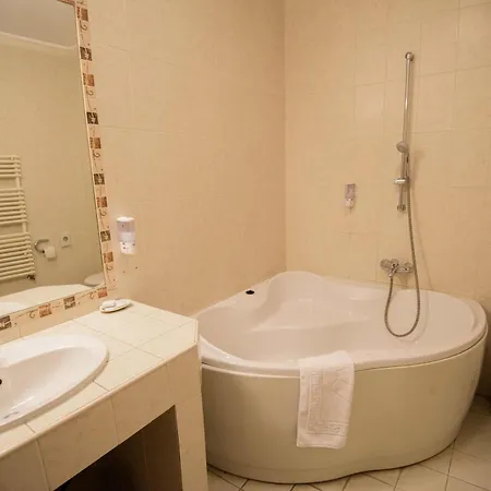 Alinalex - Paradisul Acvatic 3* Braşov