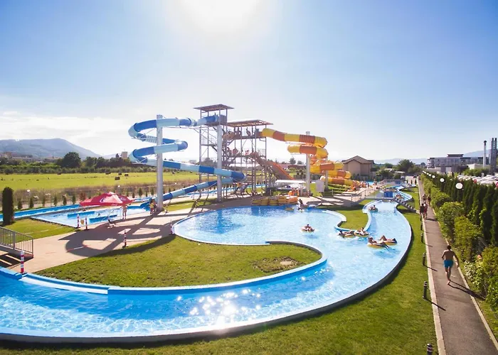 Alinalex - Paradisul Acvatic Готель Брашов