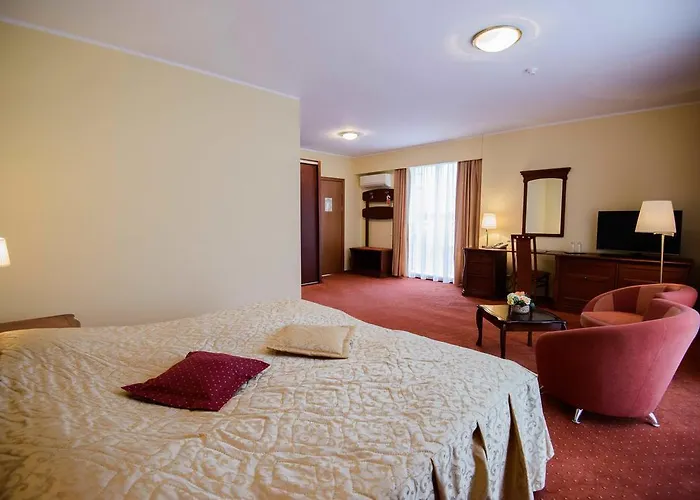 Alinalex - Paradisul Acvatic 3* Брашов